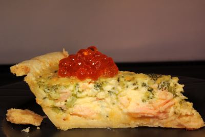 Quiche Salmon with Broccoli and Caviar-1